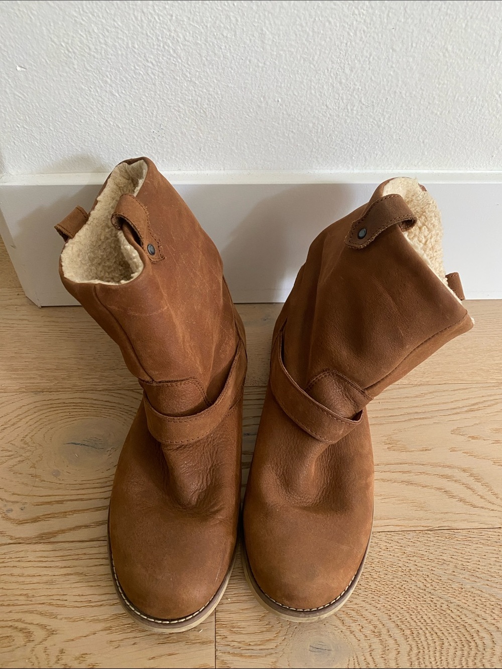 Zara Tan Leather Shearling Winter Boots